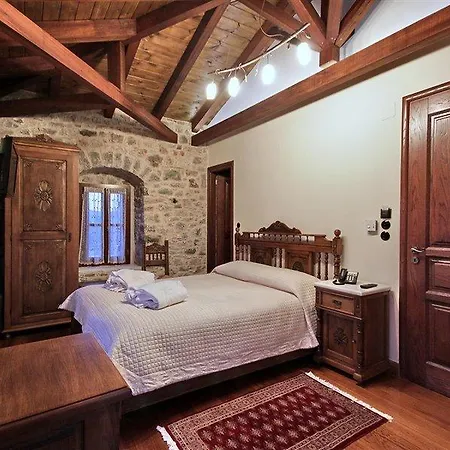 Gasthof Petrinos Pyrgos *